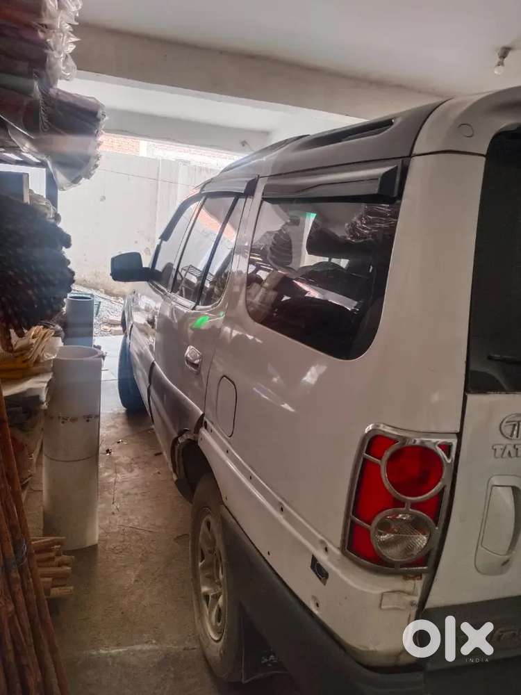 Tata Safari 2011 Diesel 98000 Km Driven