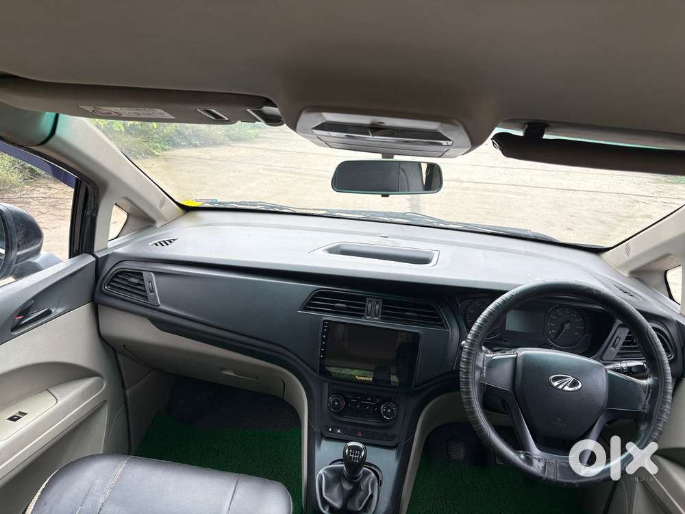 Mahindra Marazzo M4, 2018, Diesel
