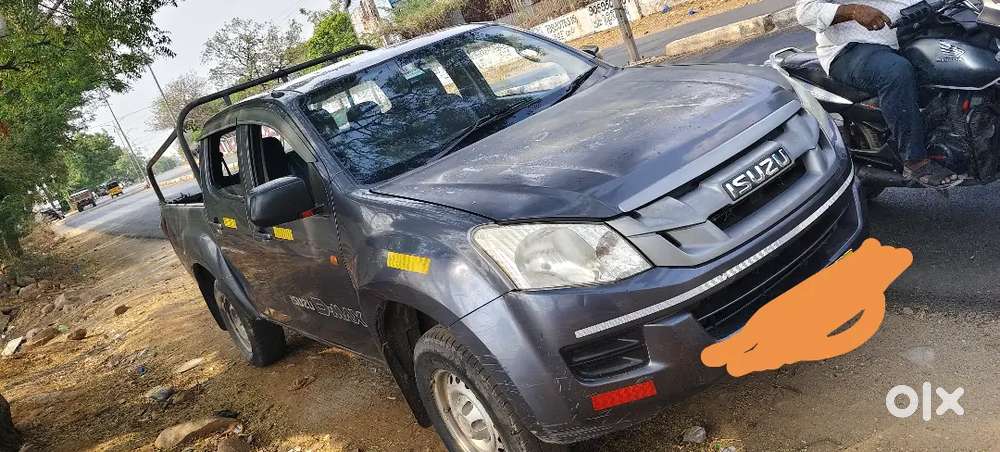 Isuzu D-max 2019 Diesel 200000 Km Driven Camper