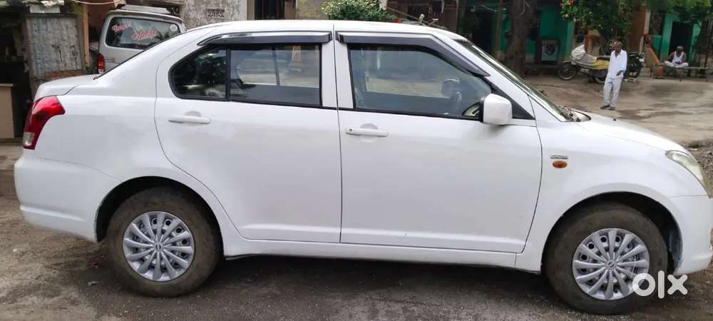 Maruti Suzuki Dzire 2017 Diesel 90000 Km Driven