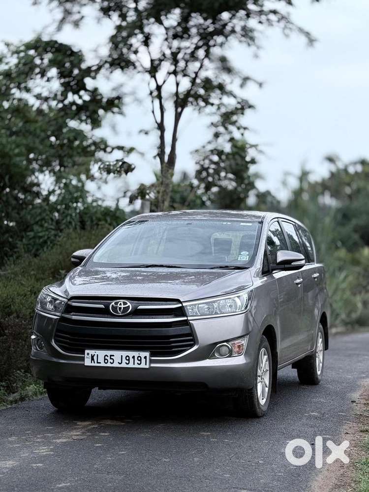 Toyota Innova Crysta 2.8g Automatic
