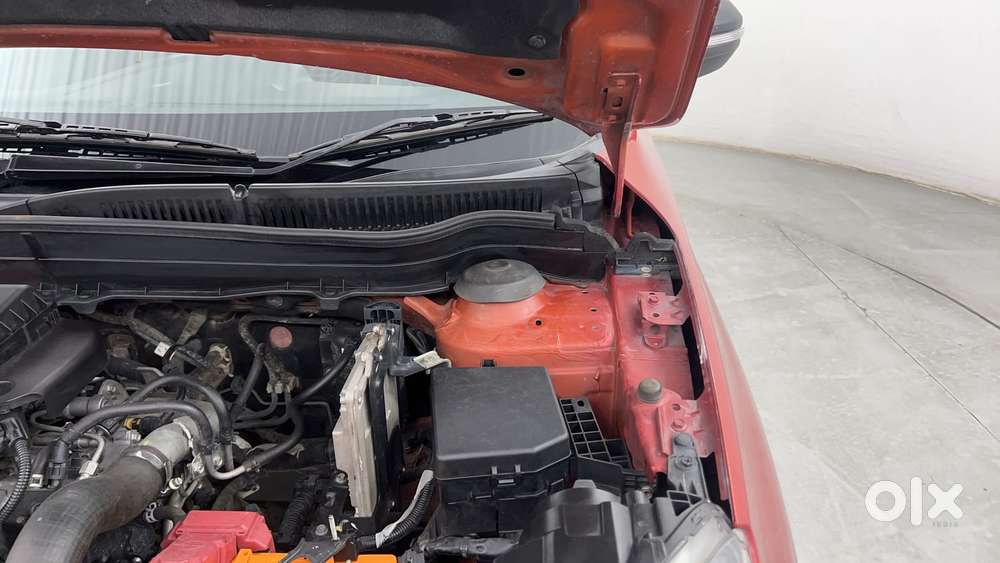 Maruti Suzuki Vitara Brezza Zdi+ Dual Tone Mt, 2016, Diesel