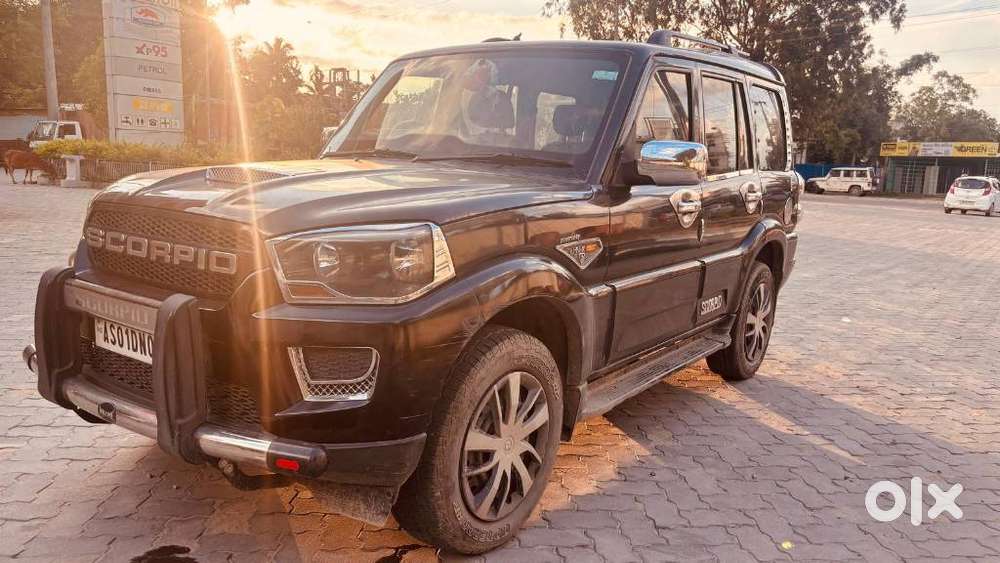 Mahindra Scorpio S6 Plus, 2017, Diesel