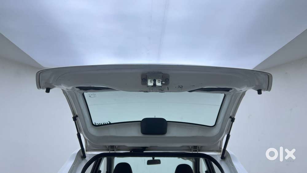Datsun Redigo T Option, 2016, Petrol