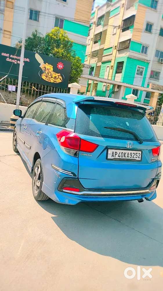 Honda Mobilio 2016 Diesel Well Maintained 7 Seater Car