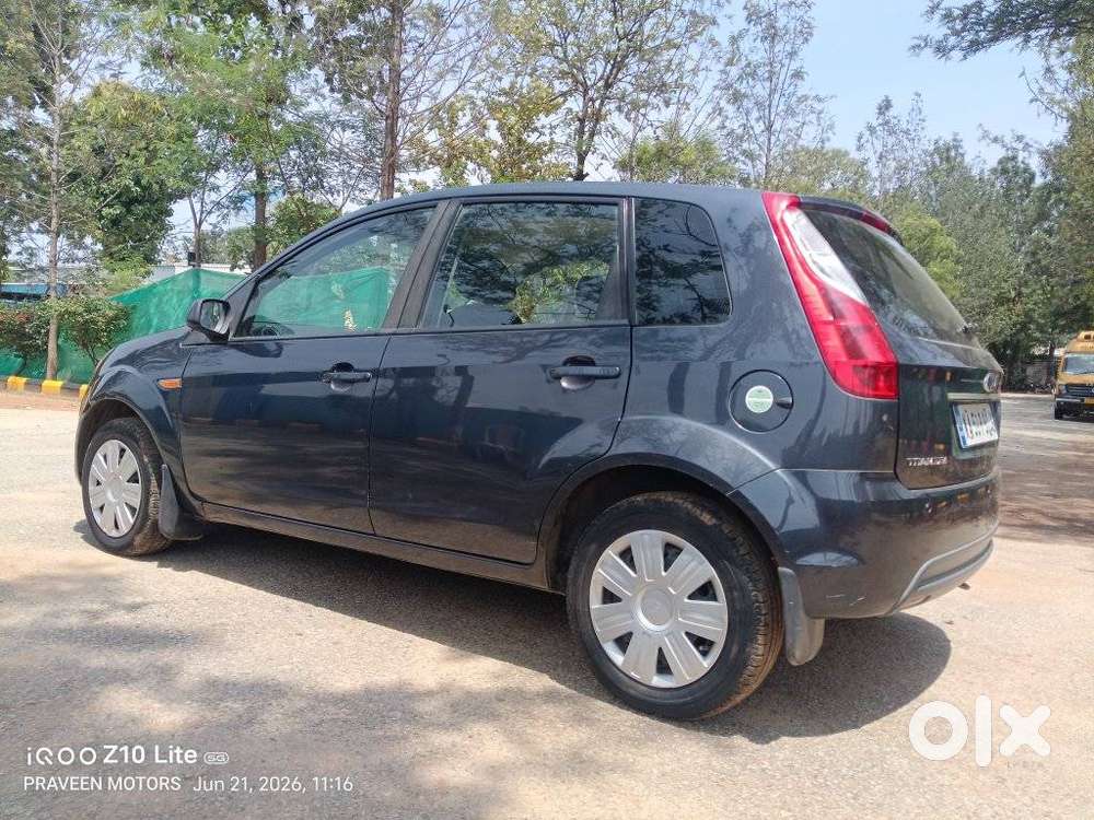 Ford Figo 1.2p Titanium Mt, 2011, Petrol