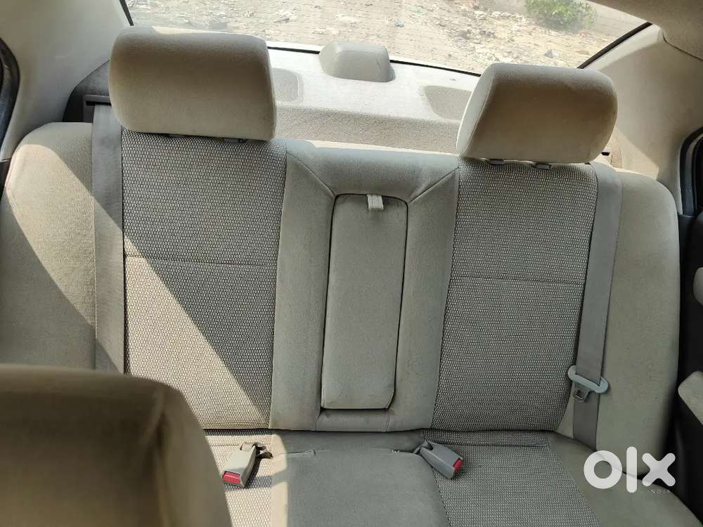 Well-maintained Maruti Suzuki Dzire Petrol (2011) - Clean & Fresh Look