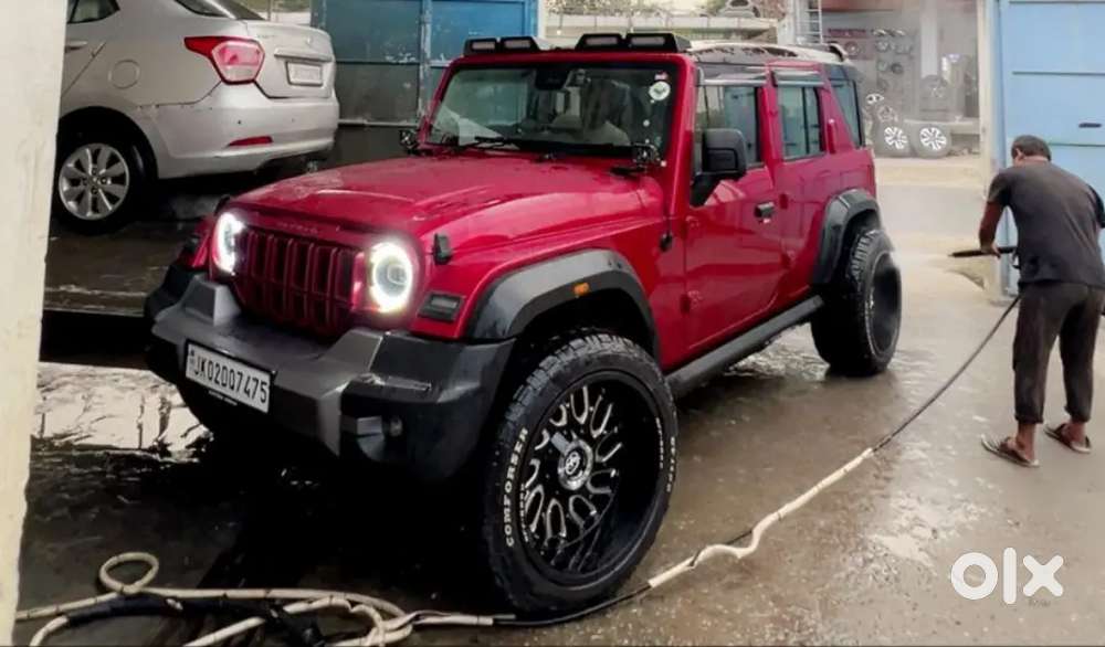 Mahindra Thar Roxx 2025