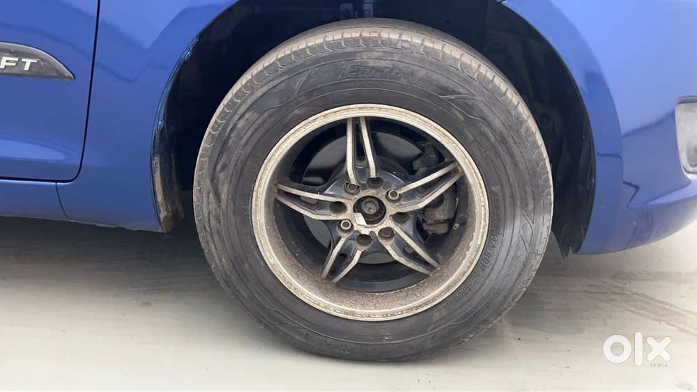 Maruti Suzuki Swift Vvt Vxi, 2012, Petrol