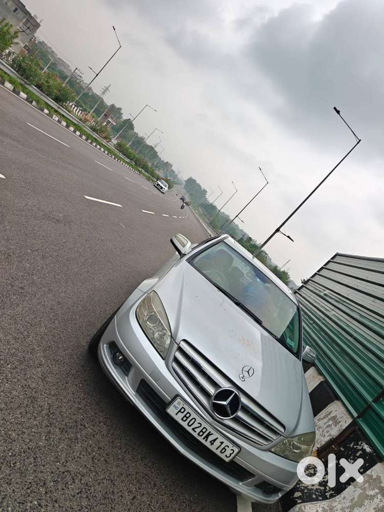 Mercedes-benz C-class 2010 Diesel 90000 Km Driven