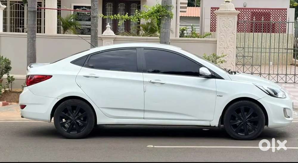 2012 Hyundai Verna Crdi