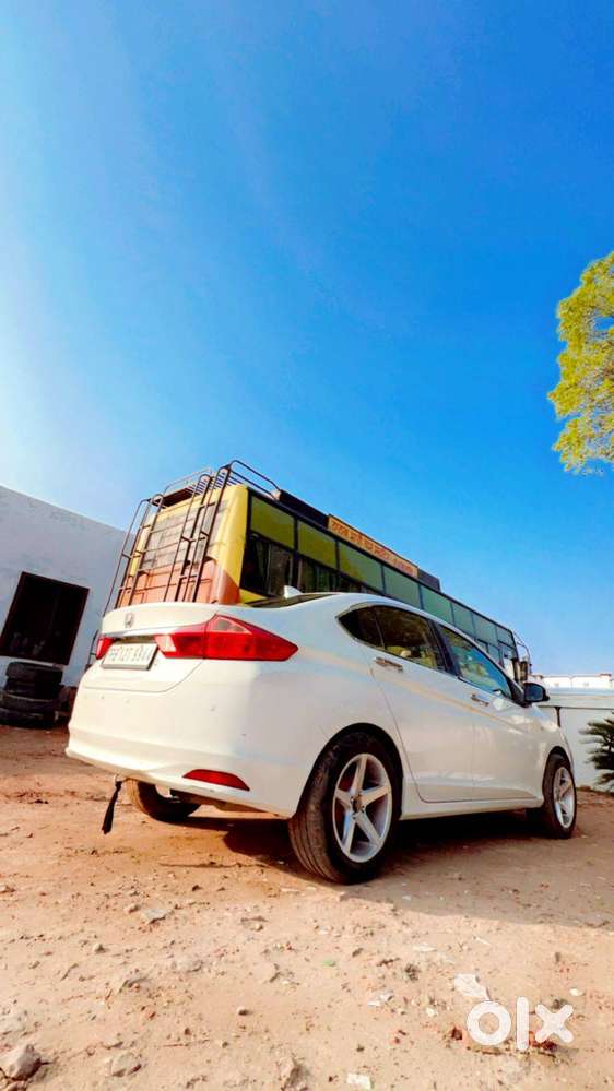 Good Condition Car New Tyre Allow With