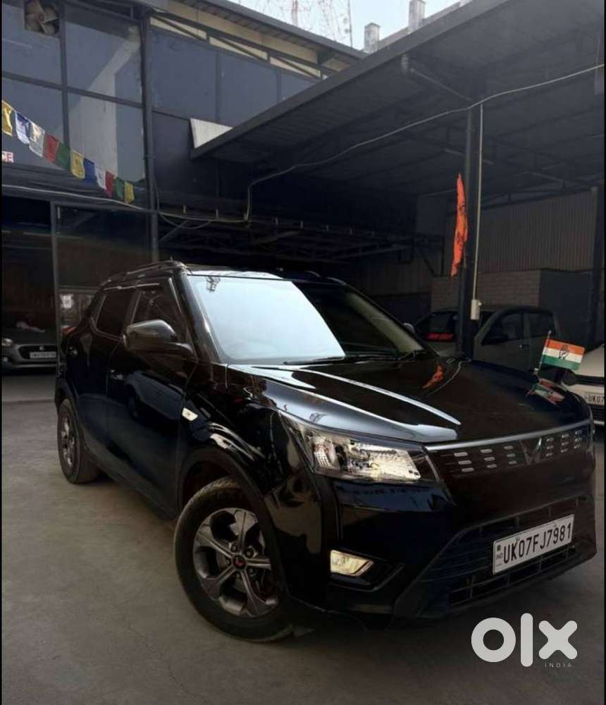 Mahindra Xuv300 W6, 2023, Petrol