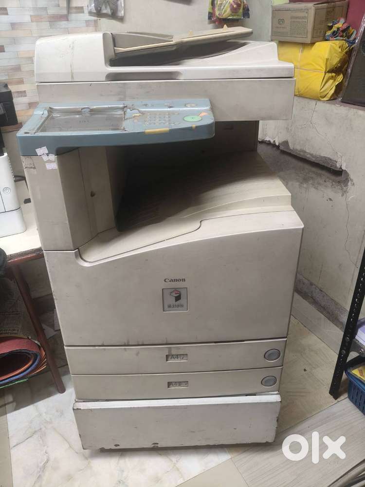 Photocopy machine canon ir 3320i