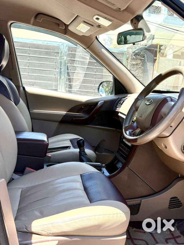 Mahindra Xuv500 Model 2014 Driven 92000 Km