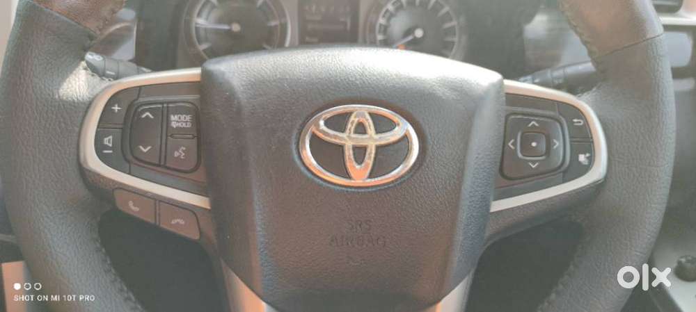 Toyota Innova Crysta 2.4 V, 2017, Diesel