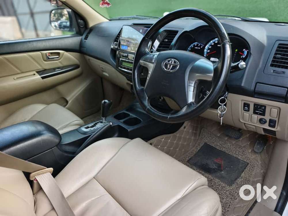 Toyota Fortuner, 2014