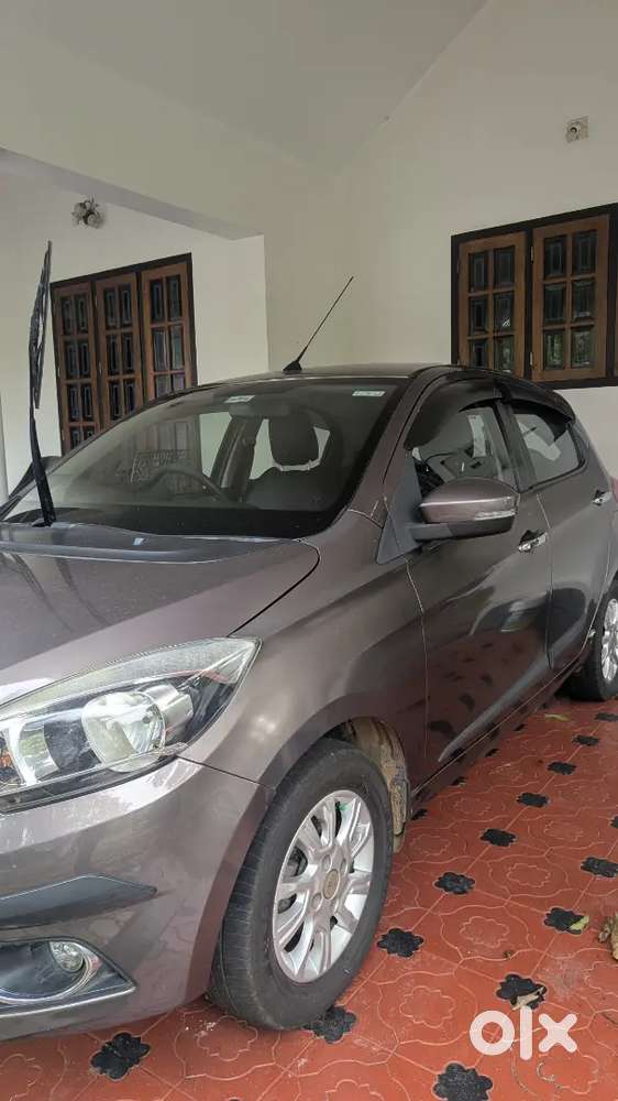 Tata Tiago Xz 2016, Fancy Number 400, Excellent Condition.