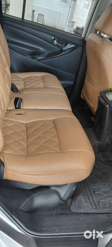 Toyota Innova Crysta 2.4 Gx Limited Edition 8 Str, 2023, Diesel