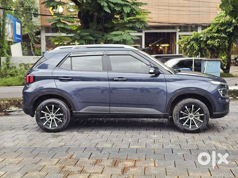 Hyundai Venue 1.2 S (o), 2022, Petrol