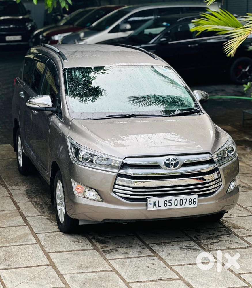 Toyota Innova Crysta 2.4 Vx Mt, 2020, Diesel