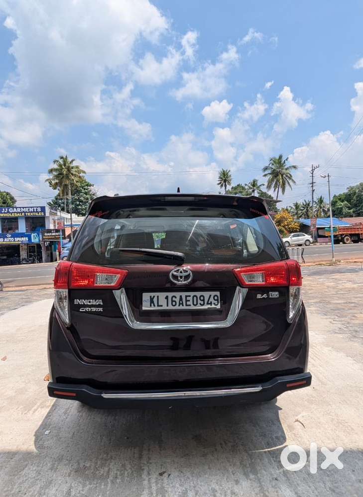 Toyota Innova Crysta 2.4 Gx Diesel Manual 2017