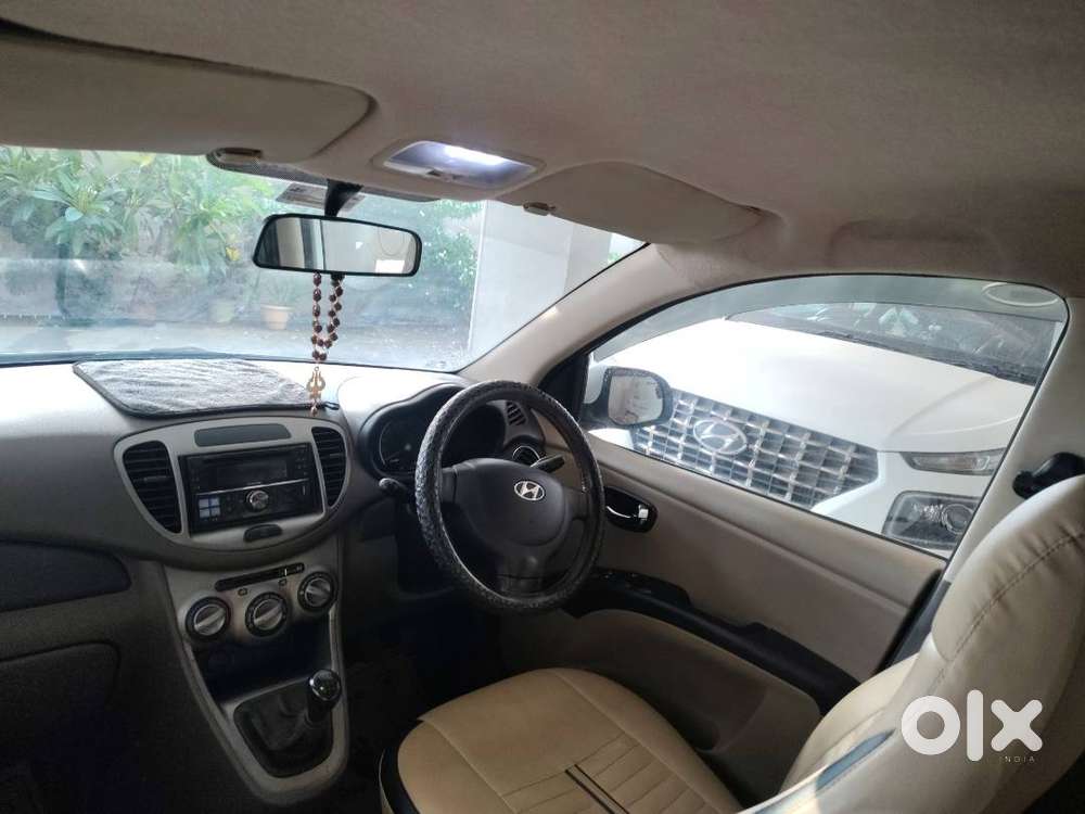 Hyundai I10 2012 Petrol &cng 24 To 26  Mileage Good Condition