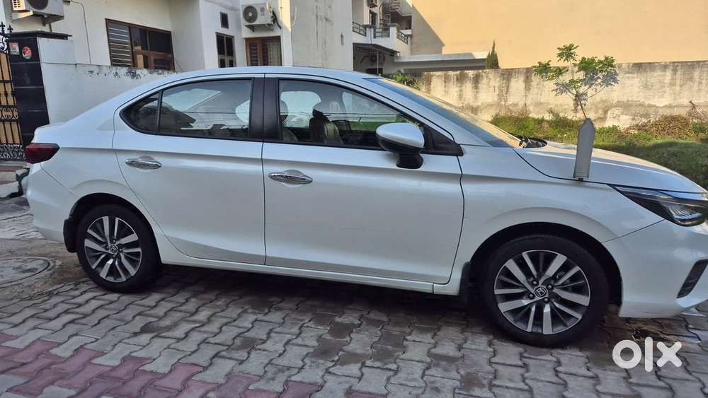 Honda City Top Model 5gen Petrol Manual 2020