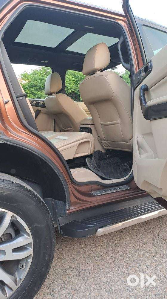 Ford Endeavour Titanium Plus 4x4, 2016, Diesel