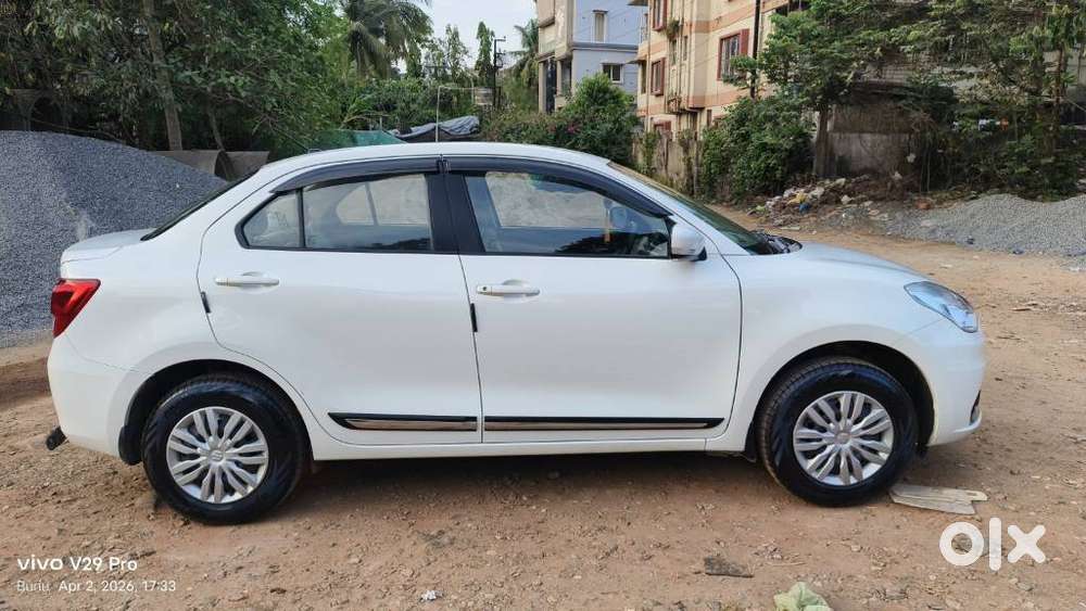Maruti Suzuki Dzire 2017-2020 1.2 Vxi, 2023, Petrol
