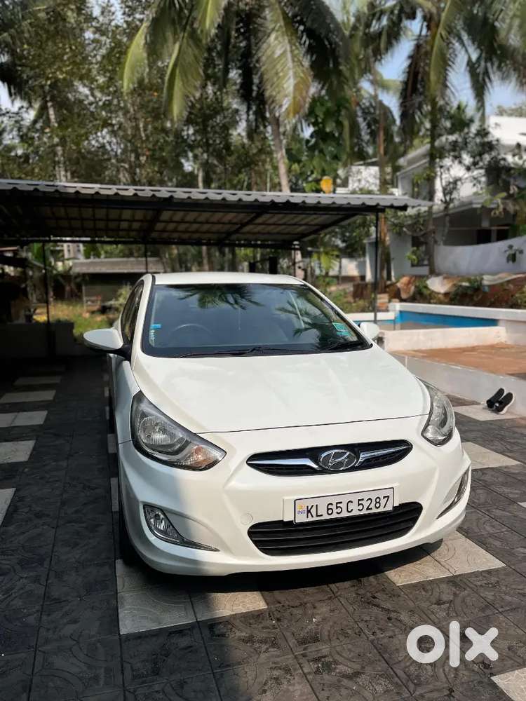 Hyundai Verna 1.6 Sx 2012