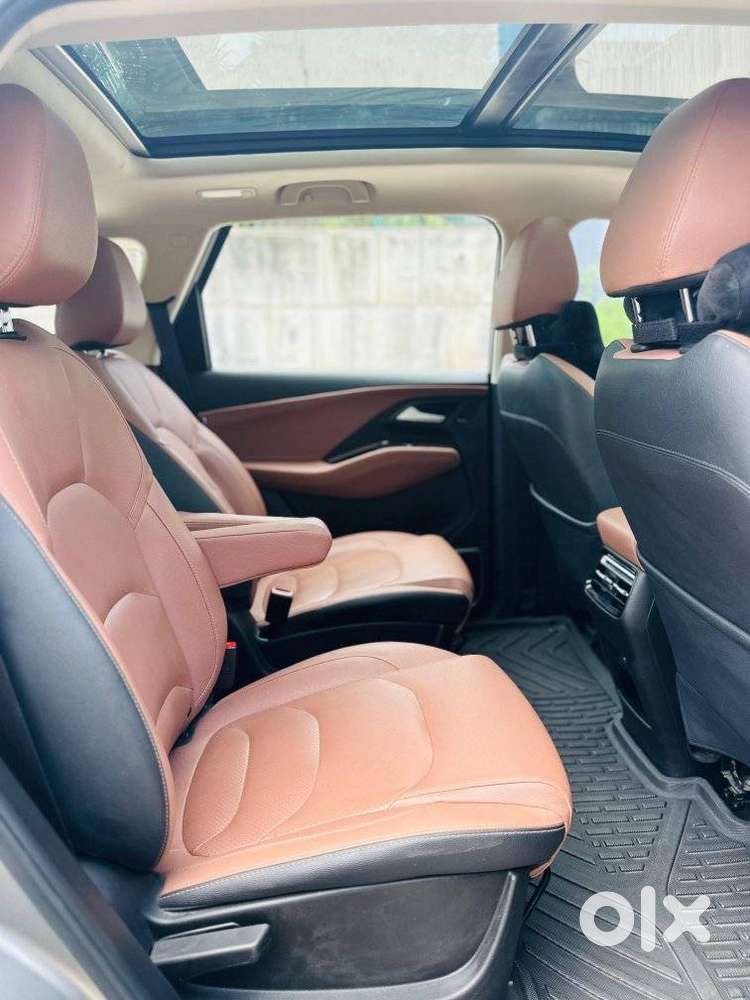 Mg Hector Plus Savvy Pro 1.5 Turbo Petrol Cvt 6 Str, 2023, Petrol