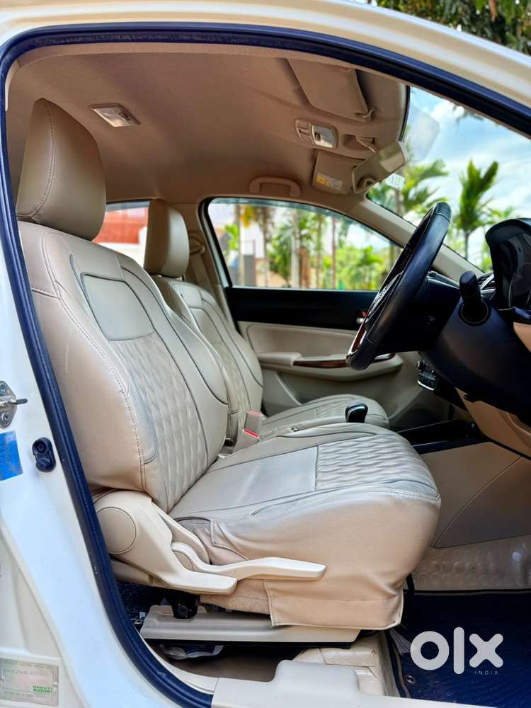 Maruti Suzuki Swift Dzire Amt Zxi, 2019, Petrol
