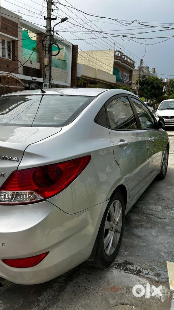 Hyundai Fluidic Verna 2011