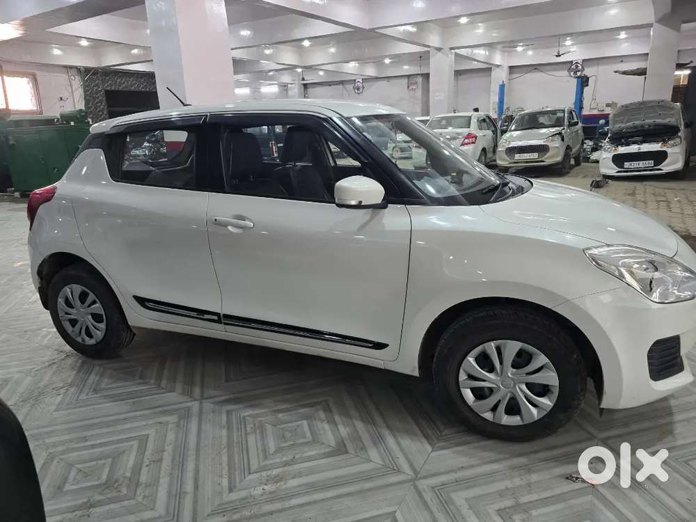 Maruti Suzuki Swift Vxi 2024