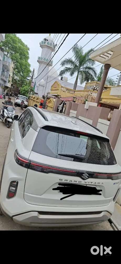 Maruti Suzuki Grand Vitara 2023 Hybrid Manual