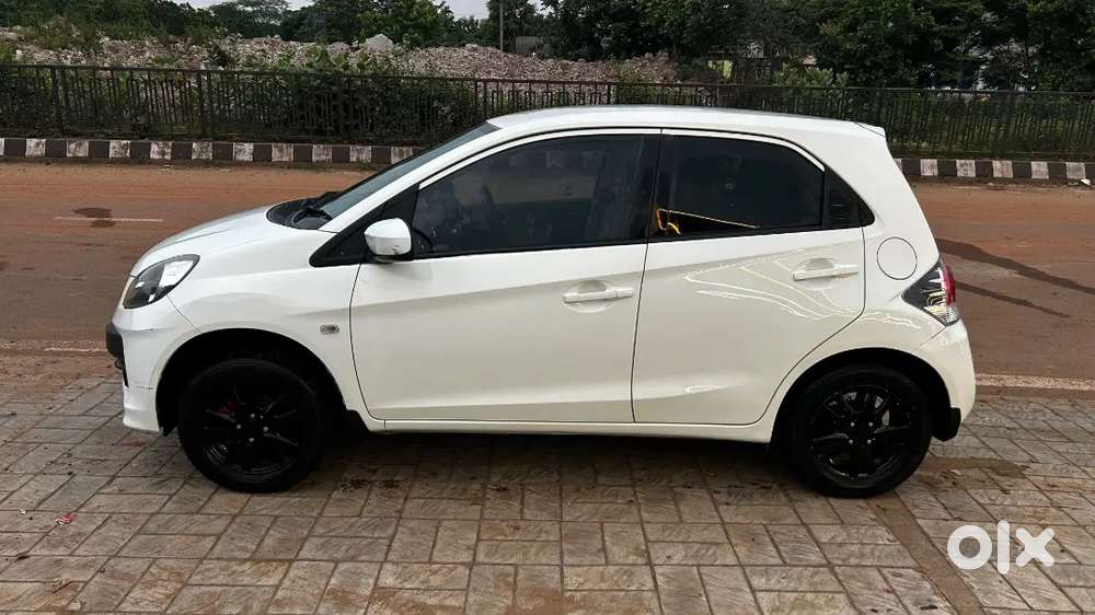 Honda Brio 2013 Petrol
