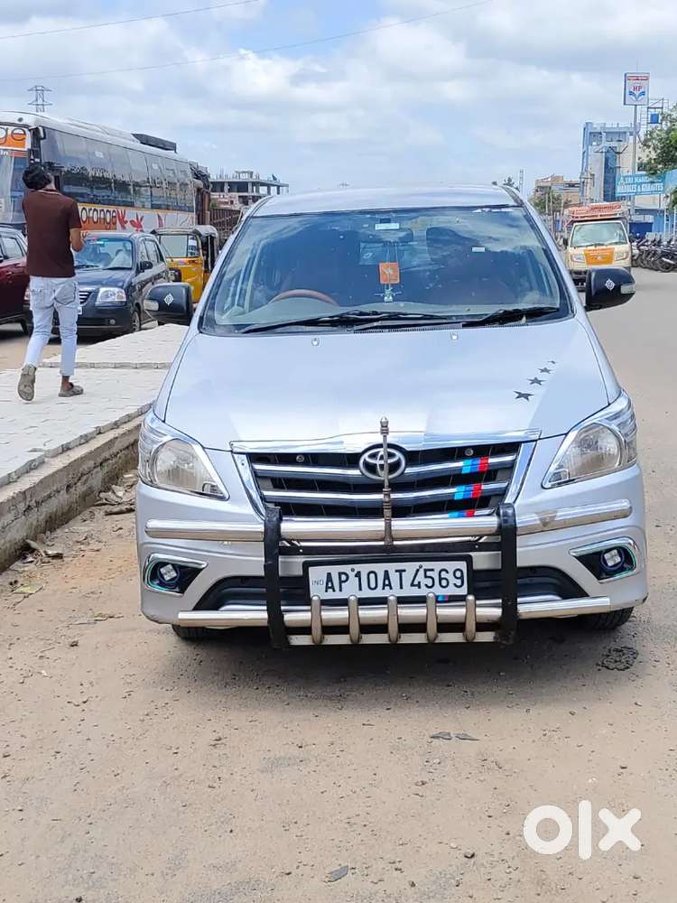 Toyota Innova Diesel 2010