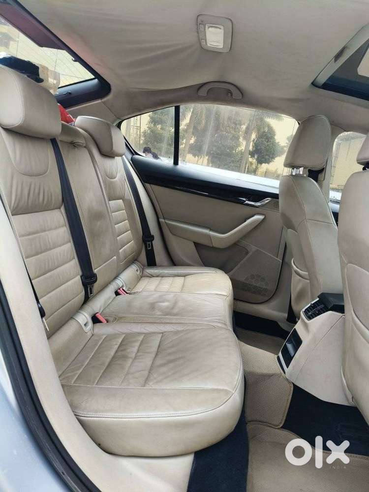 Skoda Octavia 2.0 Tdi Style Plus At, 2014, Diesel