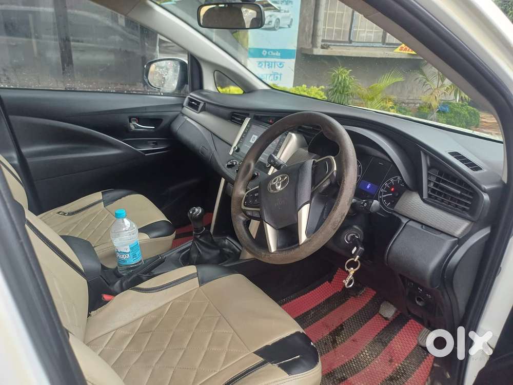 Toyota Innova Crysta 2.4 G Mt 7 Str, 2023