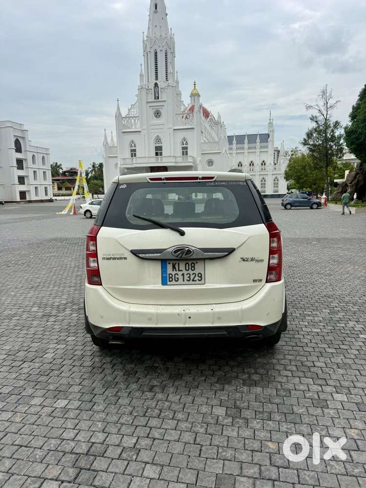 Mahindra Xuv500 W8, 2015, Diesel