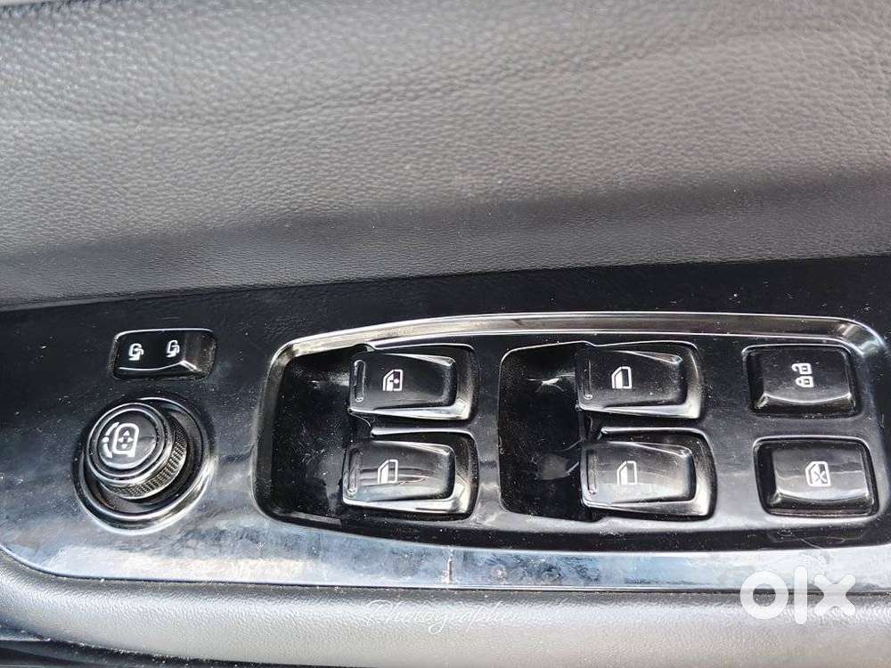 Mahindra Xuv700 2.2 Ax 7 Diesel At Luxury Pack Str, 2023, Diesel