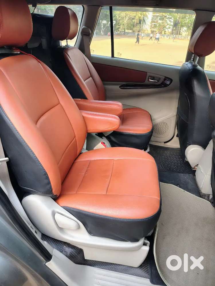 Toyota Innova 2.5 V Diesel 7-seater  Vip Number