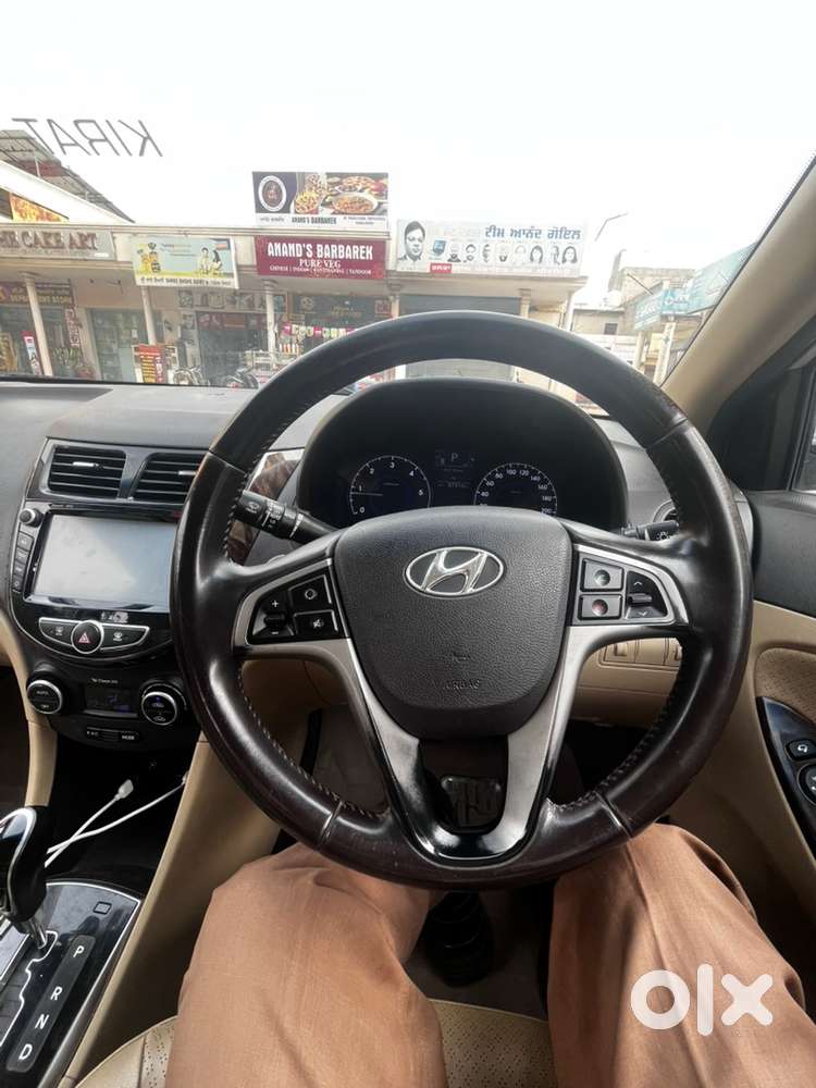 Hyundai Fluidic Verna 2017