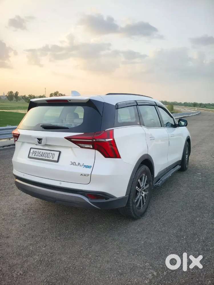 Mahindra Xuv700 Mt 2022/23