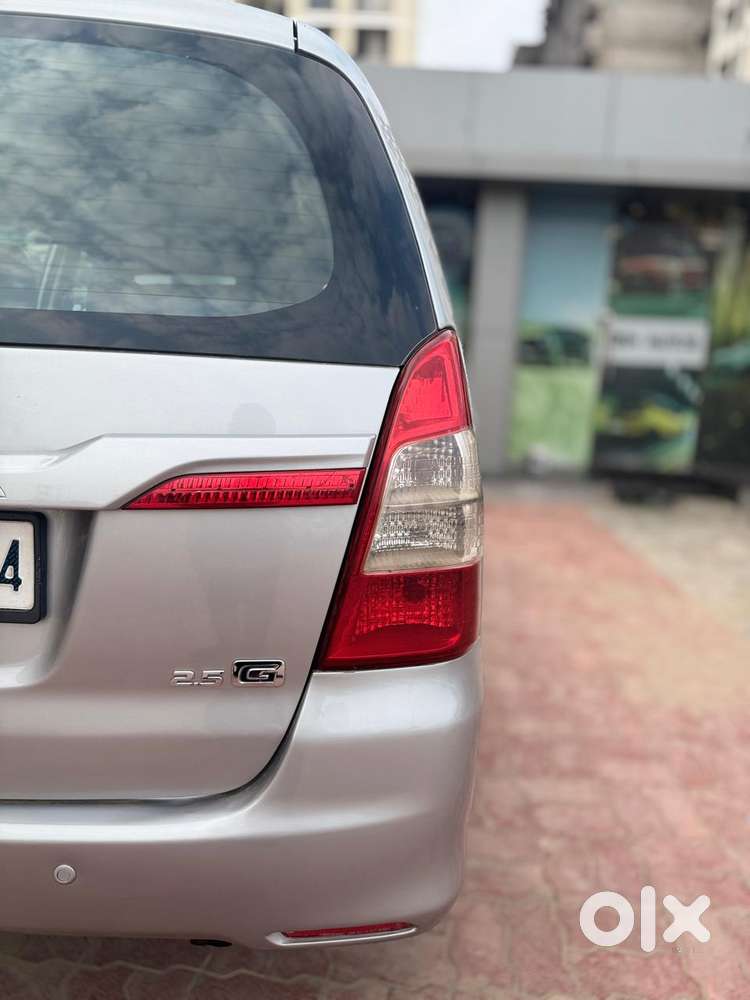Toyota Innova 2.5 G (diesel) 8 Seater, 2015, Diesel