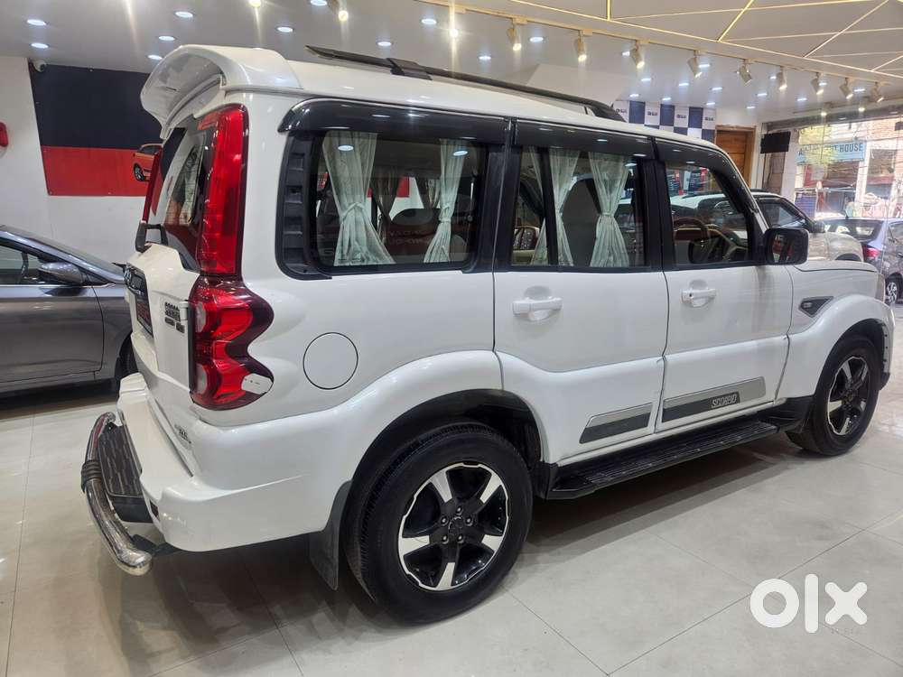 Mahindra Scorpio Classic 2.2 S 11 Mt 7 Str, 2023, Diesel