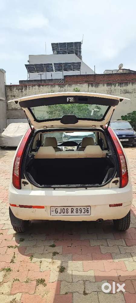 Tata Indica Vista Safire Gls 2012