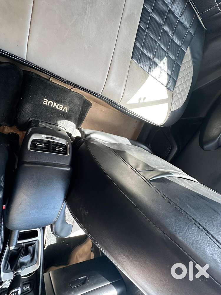 Hyundai Venue Diesel 2021