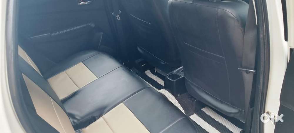 Maruti Suzuki Swift Vxi + Manual, 2022, Petrol